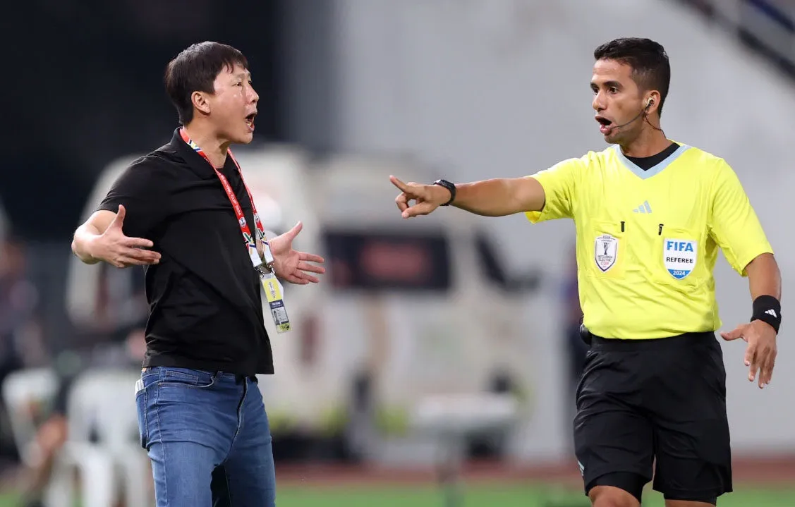 Vì sao HLV Kim Sang-sik được chọn dẫn dắt ĐT Việt Nam, mục tiêu 2025 là gì? 2 Mục tiêu năm 2025 của HLV Kim Sang-sik